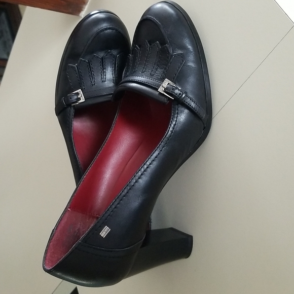 Tommy Hilfiger heels - Picture 2 of 9